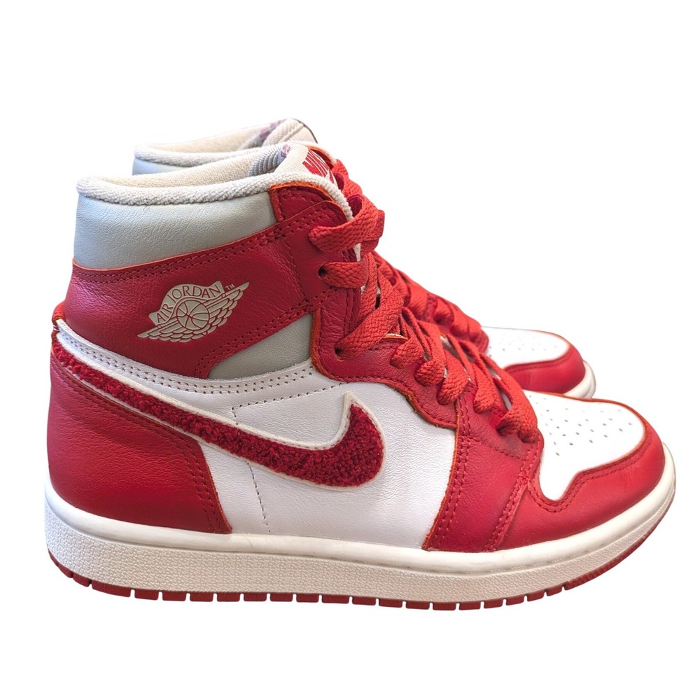 Air Jordan 1 Women's Retro High OG Varsity Red DJ4891-061 SZ US 5.5 ‎ UK 3